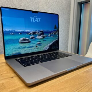 MacBook Pro 16